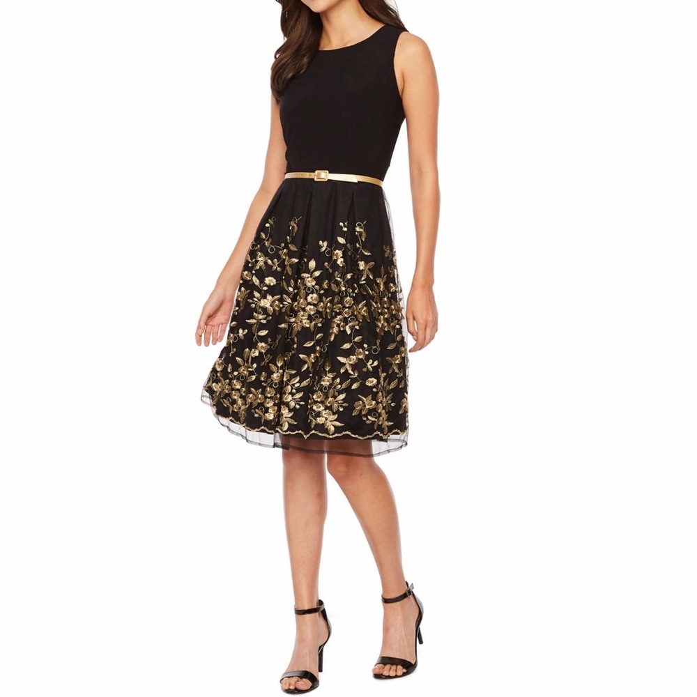 Black and gold sleeveless embroidered dress
